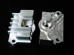 right cover of Cylinder head